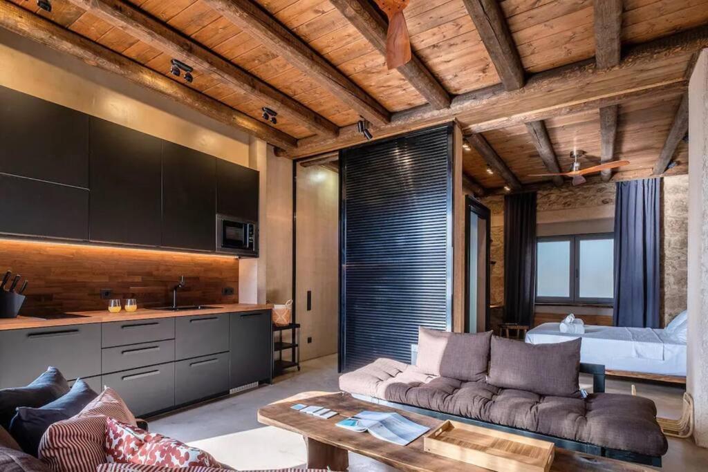 Sea View Garden Suites 피레아스 외부 사진