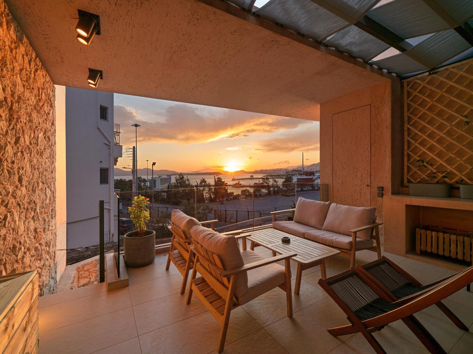 Sea View Garden Suites 피레아스 외부 사진